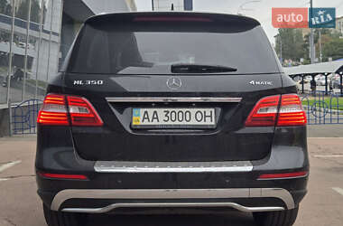 Внедорожник / Кроссовер Mercedes-Benz M-Class 2013 в 