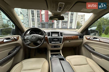 Внедорожник / Кроссовер Mercedes-Benz M-Class 2013 в 