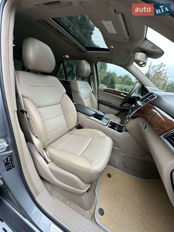 Внедорожник / Кроссовер Mercedes-Benz M-Class 2013 в Львове