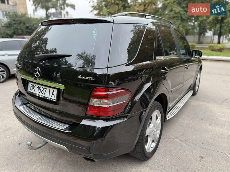 Внедорожник / Кроссовер Mercedes-Benz M-Class 2007 в Ровно