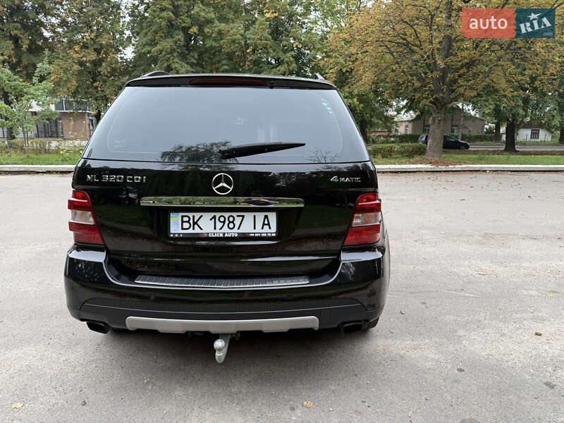 Внедорожник / Кроссовер Mercedes-Benz M-Class 2007 в Ровно