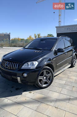 Внедорожник / Кроссовер Mercedes-Benz M-Class 2007 в 