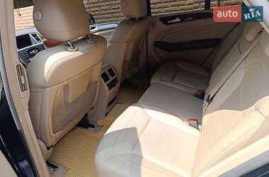 Позашляховик / Кросовер Mercedes-Benz M-Class 2013 в 