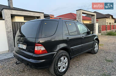 Внедорожник / Кроссовер Mercedes-Benz M-Class 2004 в 