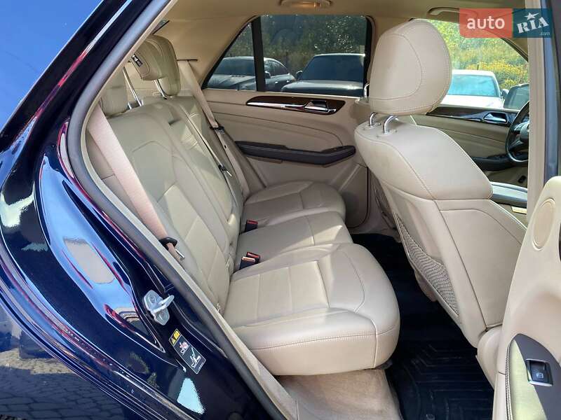 Внедорожник / Кроссовер Mercedes-Benz M-Class 2012 в Львове