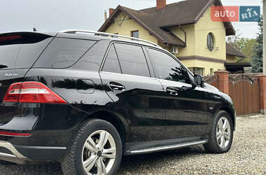 Внедорожник / Кроссовер Mercedes-Benz M-Class 2012 в 
