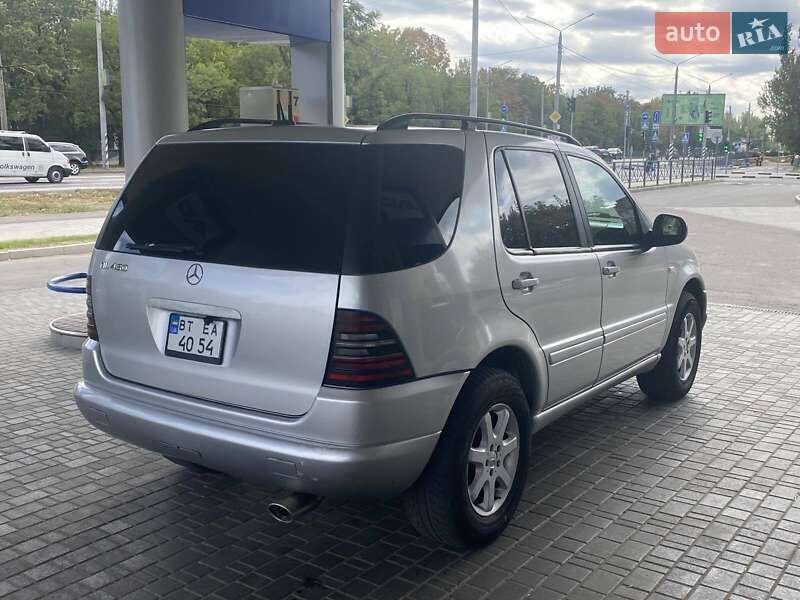 Позашляховик / Кросовер Mercedes-Benz M-Class 2000 в Миколаєві