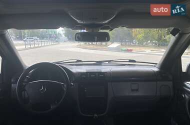 Внедорожник / Кроссовер Mercedes-Benz M-Class 2000 в 