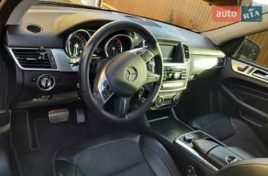 Внедорожник / Кроссовер Mercedes-Benz M-Class 2014 в 