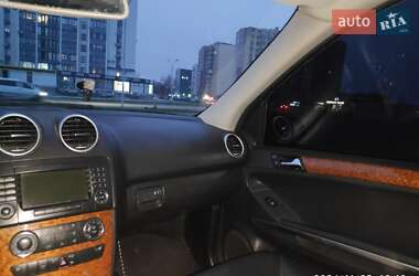 Внедорожник / Кроссовер Mercedes-Benz M-Class 2008 в 