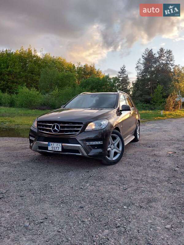 Внедорожник / Кроссовер Mercedes-Benz M-Class 2012 в Рожнятове