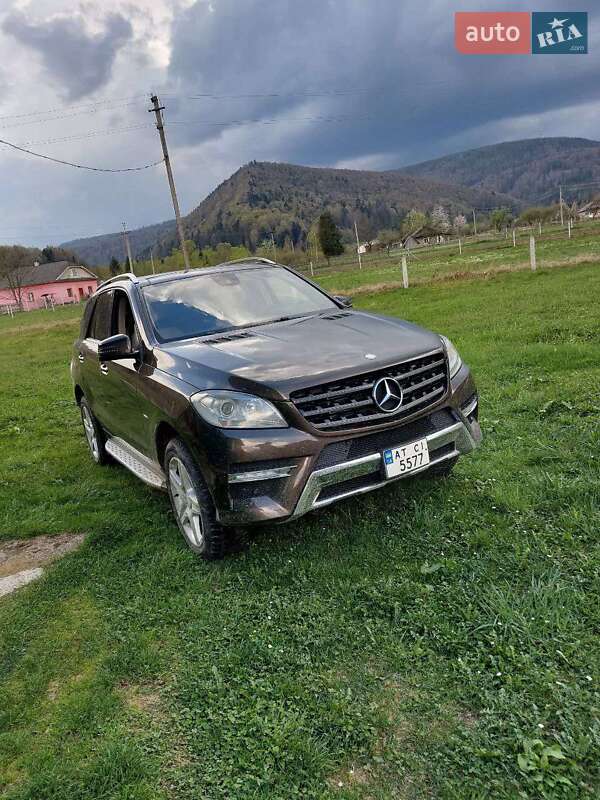 Mercedes-Benz M-Class 2012