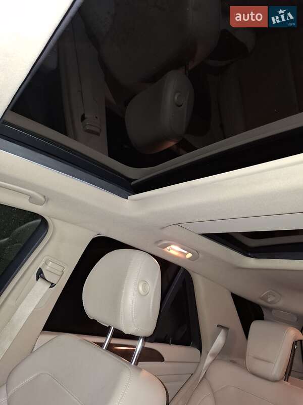 Внедорожник / Кроссовер Mercedes-Benz M-Class 2012 в Рожнятове