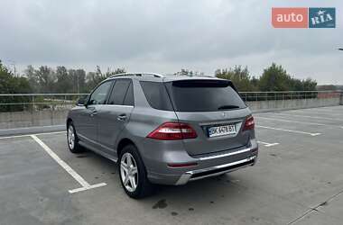 Позашляховик / Кросовер Mercedes-Benz M-Class 2012 в 