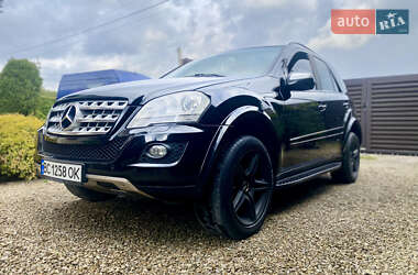 Внедорожник / Кроссовер Mercedes-Benz M-Class 2008 в 