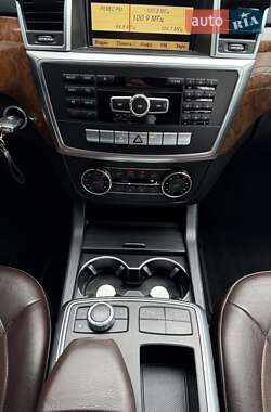 Внедорожник / Кроссовер Mercedes-Benz M-Class 2012 в 