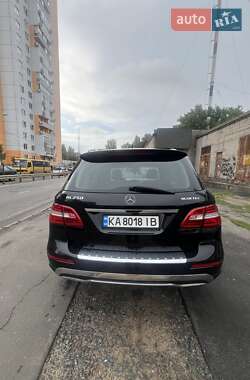 Внедорожник / Кроссовер Mercedes-Benz M-Class 2015 в 