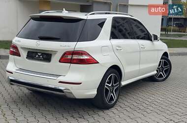 Внедорожник / Кроссовер Mercedes-Benz M-Class 2012 в 