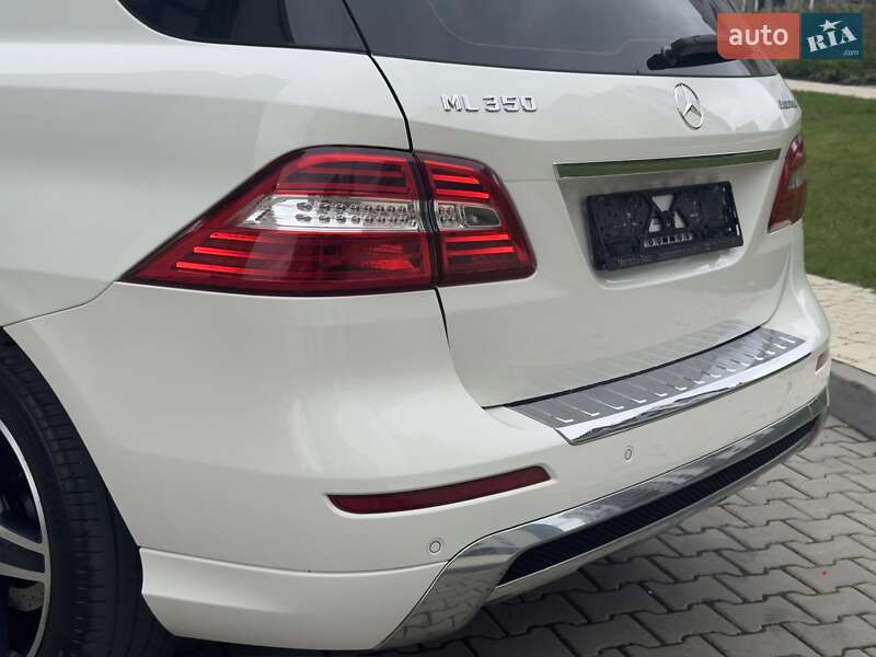Внедорожник / Кроссовер Mercedes-Benz M-Class 2012 в Ивано-Франковске