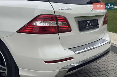 Внедорожник / Кроссовер Mercedes-Benz M-Class 2012 в 