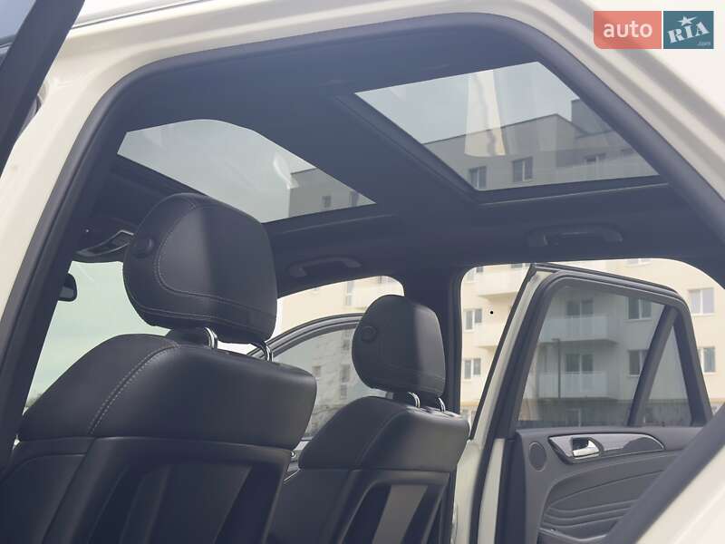 Внедорожник / Кроссовер Mercedes-Benz M-Class 2012 в Ивано-Франковске