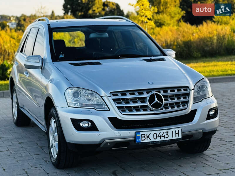Позашляховик / Кросовер Mercedes-Benz M-Class 2008 в Здолбуніві