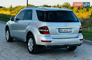 Внедорожник / Кроссовер Mercedes-Benz M-Class 2008 в 