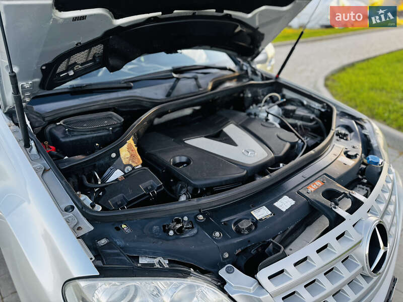 Позашляховик / Кросовер Mercedes-Benz M-Class 2008 в Здолбуніві