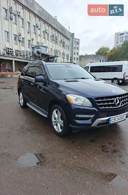 Внедорожник / Кроссовер Mercedes-Benz M-Class 2013 в 