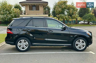 Внедорожник / Кроссовер Mercedes-Benz M-Class 2012 в 
