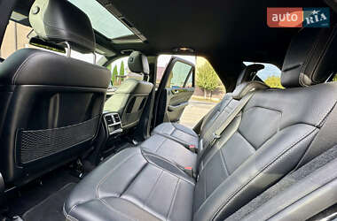 Внедорожник / Кроссовер Mercedes-Benz M-Class 2012 в 