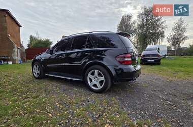Внедорожник / Кроссовер Mercedes-Benz M-Class 2006 в 