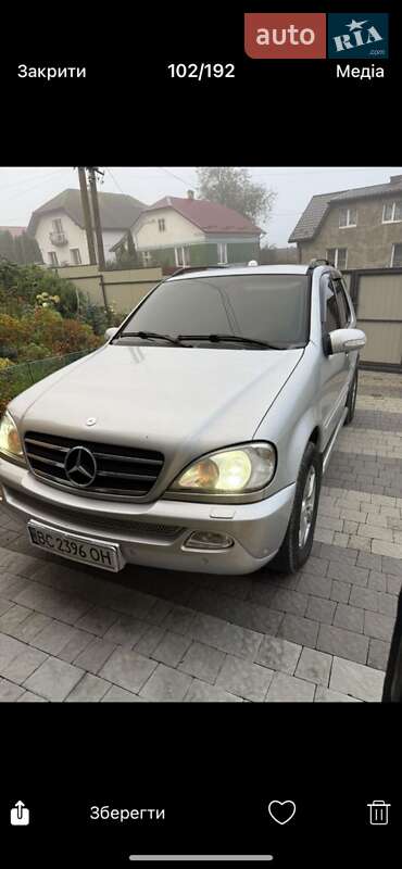 Mercedes-Benz M-Class 2002