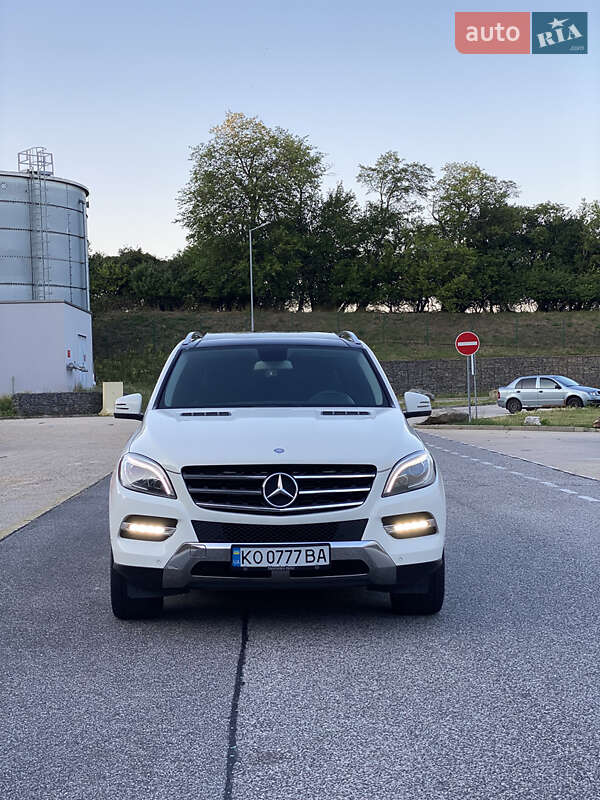 Внедорожник / Кроссовер Mercedes-Benz M-Class 2012 в Мукачево