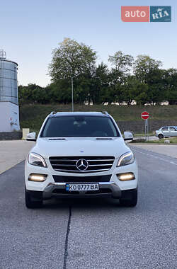 Внедорожник / Кроссовер Mercedes-Benz M-Class 2012 в 