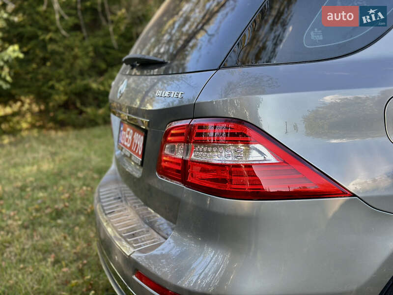 Позашляховик / Кросовер Mercedes-Benz M-Class 2012 в Ковелі