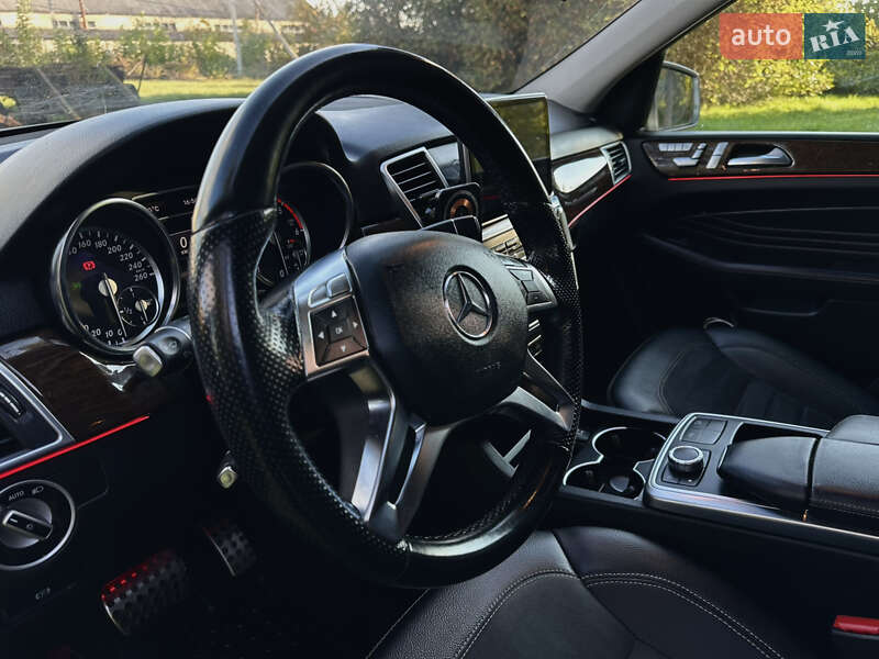 Позашляховик / Кросовер Mercedes-Benz M-Class 2012 в Ковелі