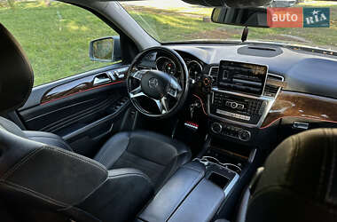 Позашляховик / Кросовер Mercedes-Benz M-Class 2012 в 