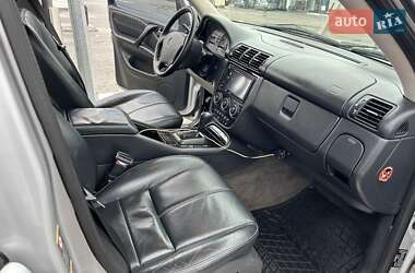Позашляховик / Кросовер Mercedes-Benz M-Class 2004 в 
