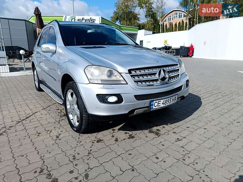 Позашляховик / Кросовер Mercedes-Benz M-Class 2005 в Чернівцях