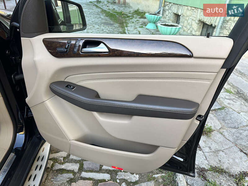 Позашляховик / Кросовер Mercedes-Benz M-Class 2012 в Кам'янець-Подільському фото 42 Позашляховик / Кросовер Mercedes-Benz M-Class 2012 в Кам'янець-Подільському