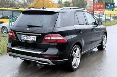 Внедорожник / Кроссовер Mercedes-Benz M-Class 2013 в 