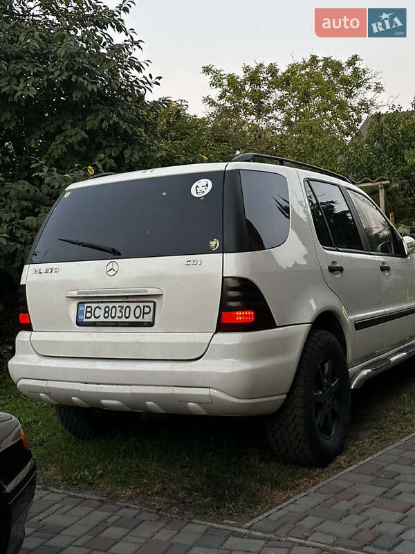 Позашляховик / Кросовер Mercedes-Benz M-Class 2002 в Дубні
