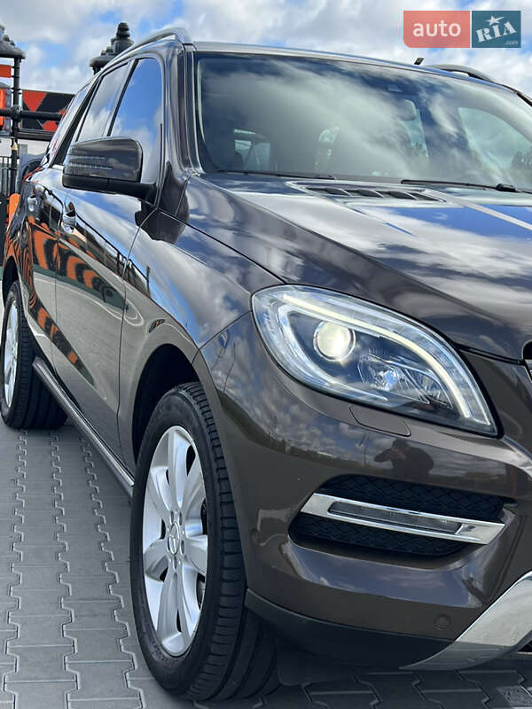 Позашляховик / Кросовер Mercedes-Benz M-Class 2013 в Вінниці