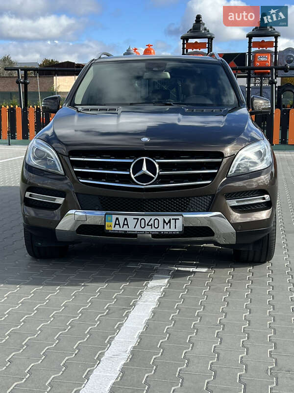 Позашляховик / Кросовер Mercedes-Benz M-Class 2013 в Вінниці