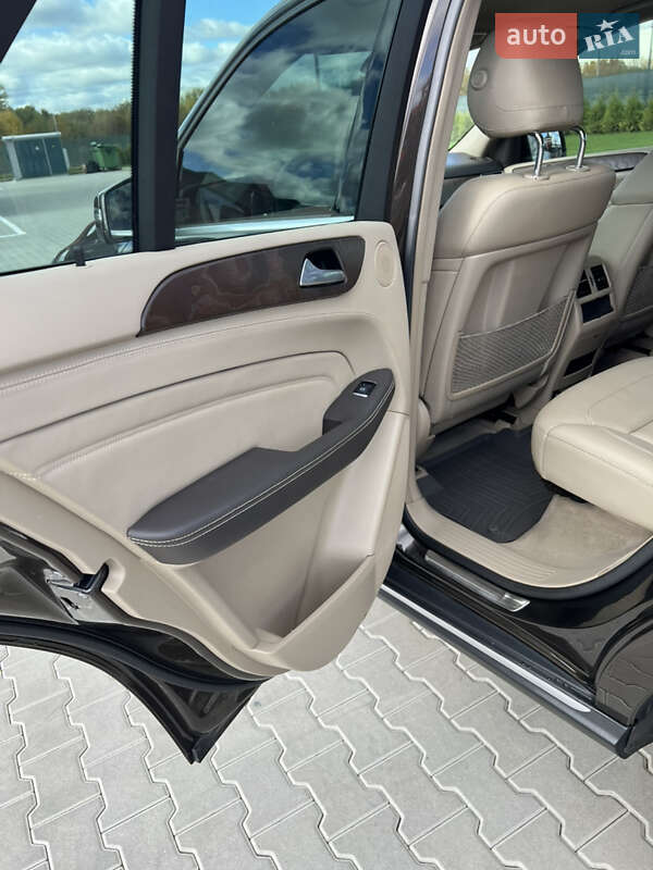 Позашляховик / Кросовер Mercedes-Benz M-Class 2013 в Вінниці