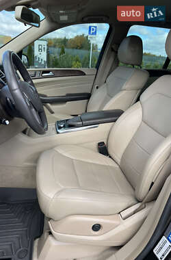Позашляховик / Кросовер Mercedes-Benz M-Class 2013 в 