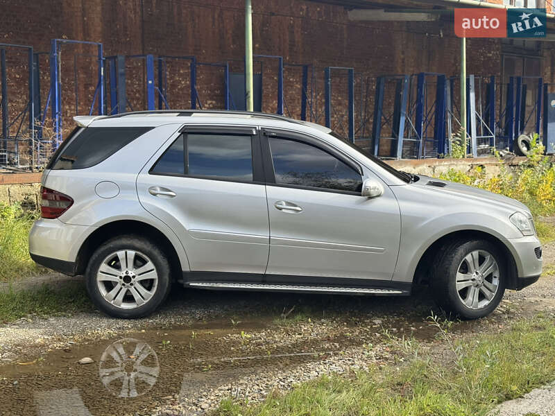 Позашляховик / Кросовер Mercedes-Benz M-Class 2006 в Коломиї фото 5 Позашляховик / Кросовер Mercedes-Benz M-Class 2006 в Коломиї