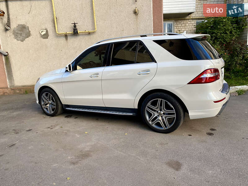 Внедорожник / Кроссовер Mercedes-Benz M-Class 2013 в Виннице