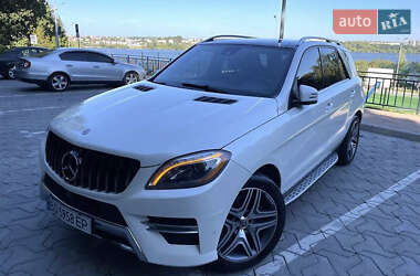 Внедорожник / Кроссовер Mercedes-Benz M-Class 2013 в 